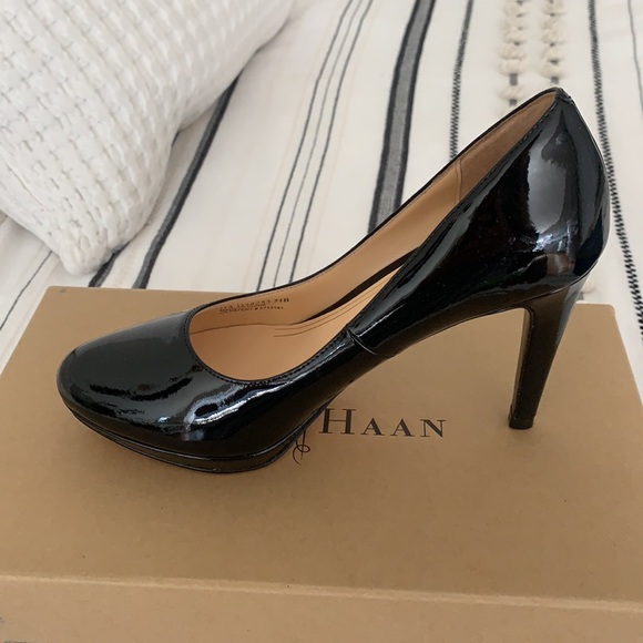 NWT Cole Haan patent leather heels. Size 5.5 - Picture 3 of 5